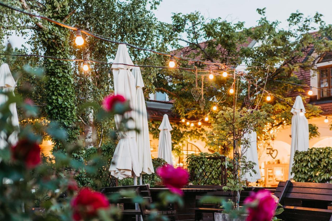 Oleander Romantik Zimmer Trausdorf an der Wulka Zewnętrze zdjęcie