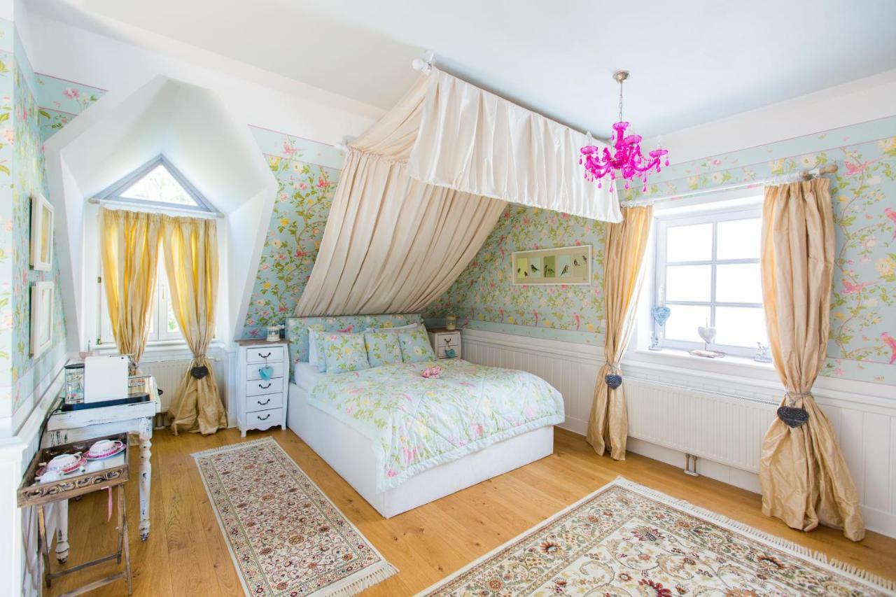Oleander Romantik Zimmer Trausdorf an der Wulka Zewnętrze zdjęcie